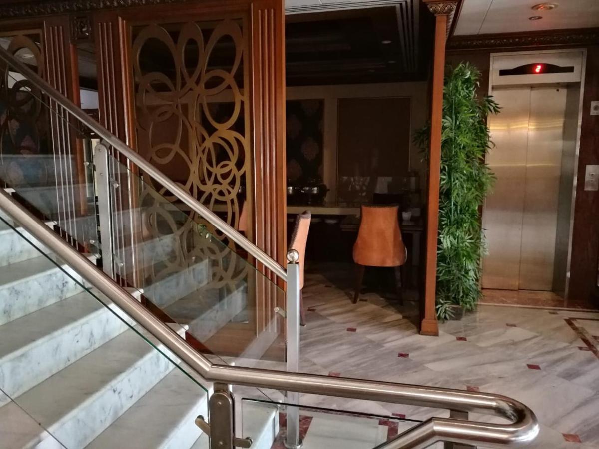 Regency Inn Hotel Лахор Екстер'єр фото