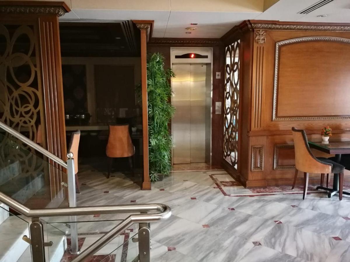 Regency Inn Hotel Лахор Екстер'єр фото