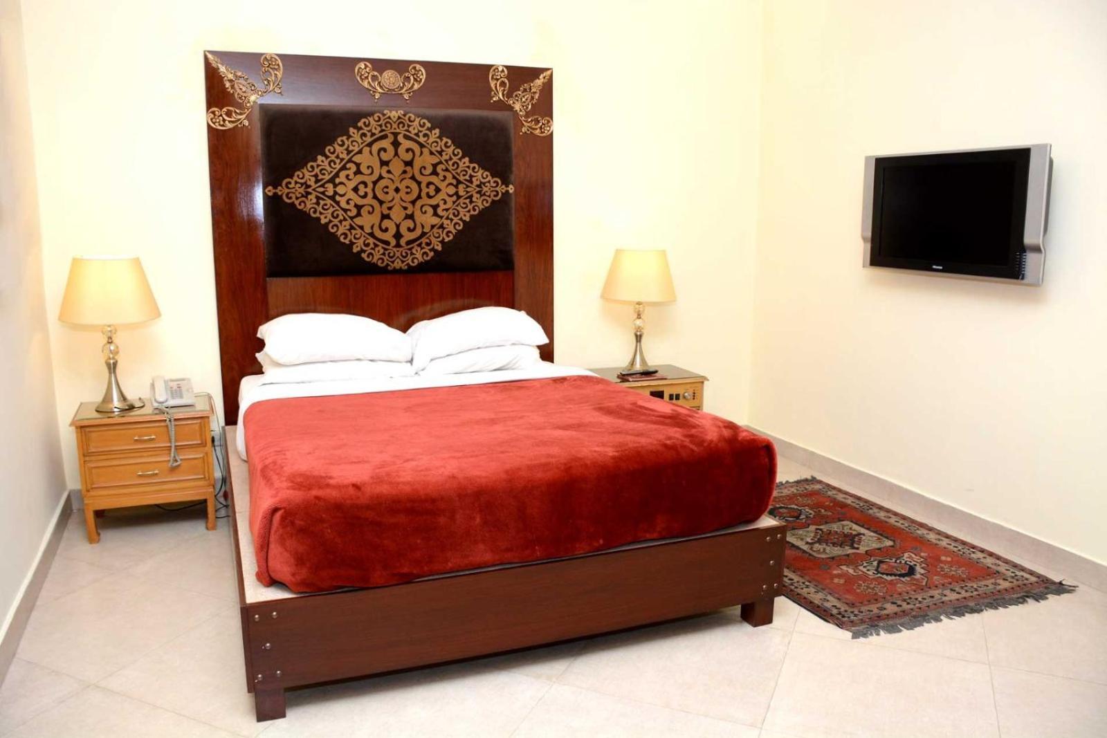 Regency Inn Hotel Лахор Екстер'єр фото