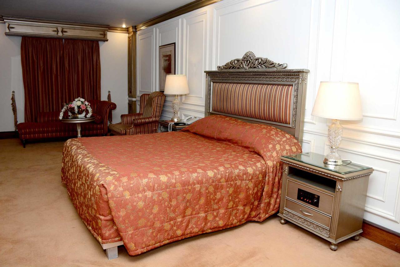 Regency Inn Hotel Лахор Екстер'єр фото