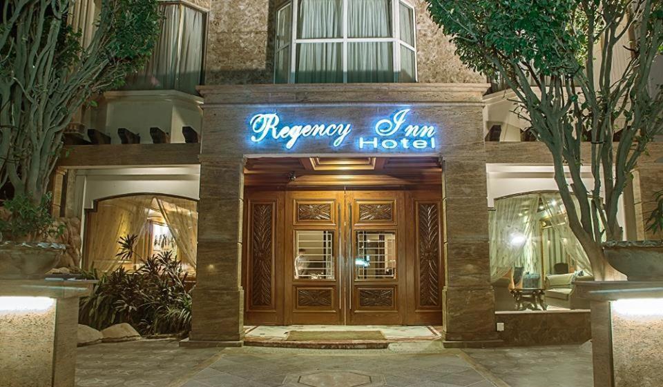 Regency Inn Hotel Лахор Екстер'єр фото